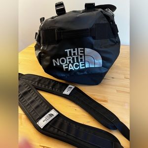 The North Face Base Camp Duffel - S